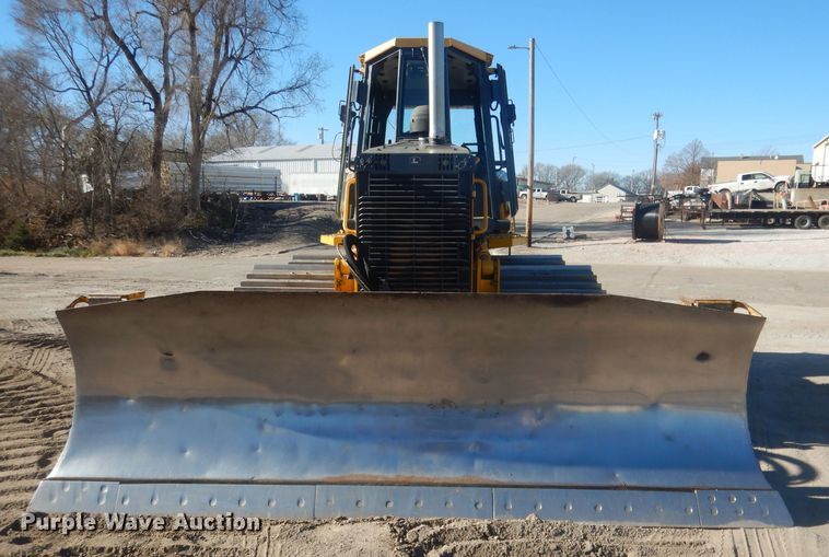 image for item HU9359 2012 John Deere 750J  dozer