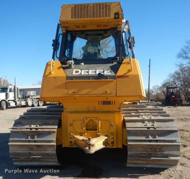 image for item HU9359 2012 John Deere 750J  dozer