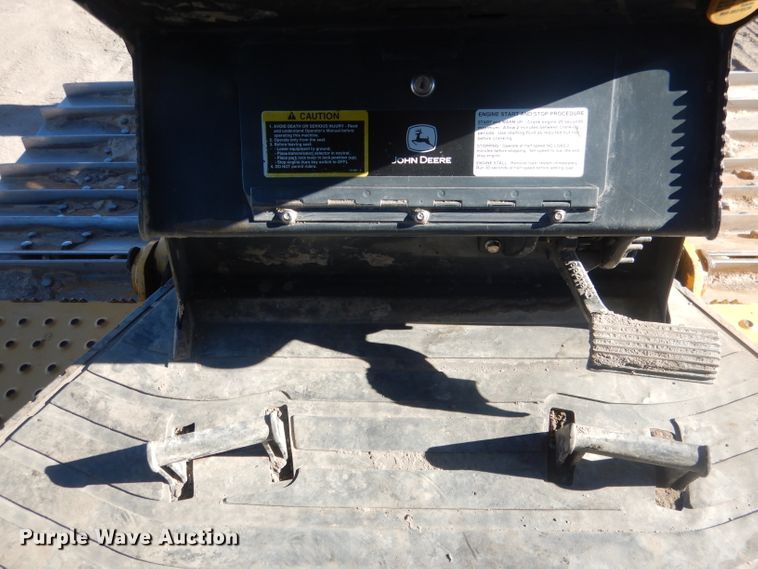 image for item HU9359 2012 John Deere 750J  dozer