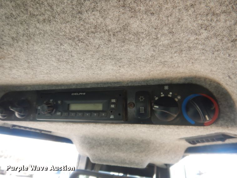 image for item HU9359 2012 John Deere 750J  dozer