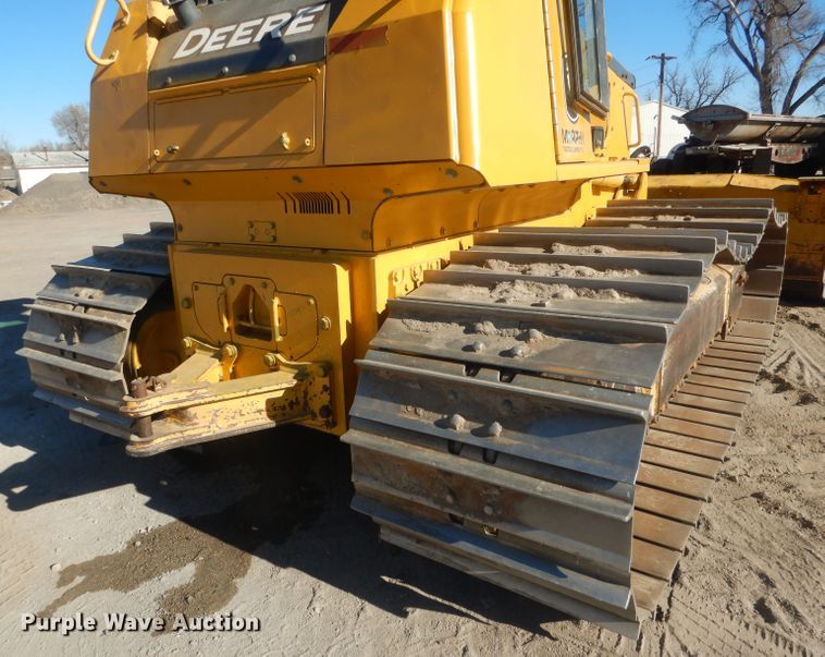 image for item HU9359 2012 John Deere 750J  dozer