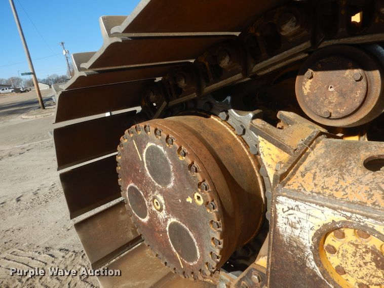 image for item HU9359 2012 John Deere 750J  dozer