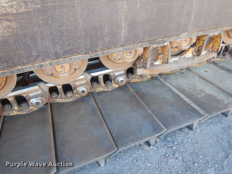 image for item HU9359 2012 John Deere 750J  dozer