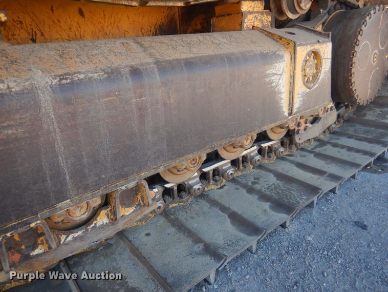 image for item HU9359 2012 John Deere 750J  dozer