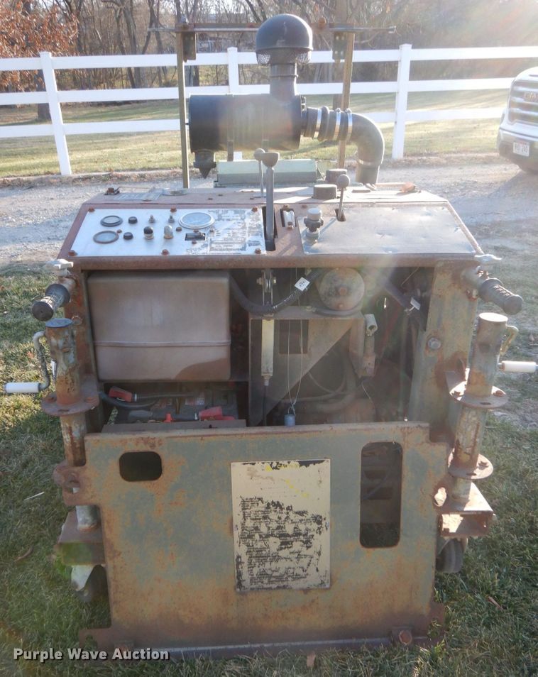 image for item IB9510 1994 Miller Spreader RRR70D  concrete saw