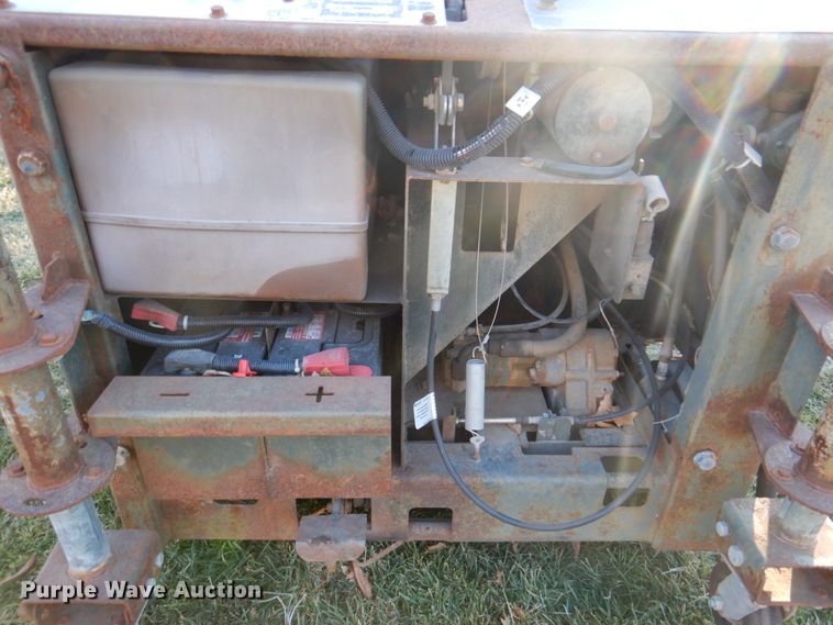 image for item IB9510 1994 Miller Spreader RRR70D  concrete saw