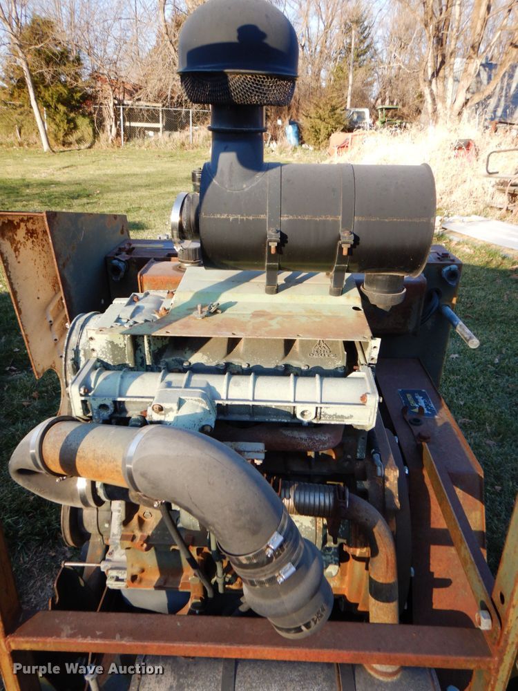 image for item IB9510 1994 Miller Spreader RRR70D  concrete saw