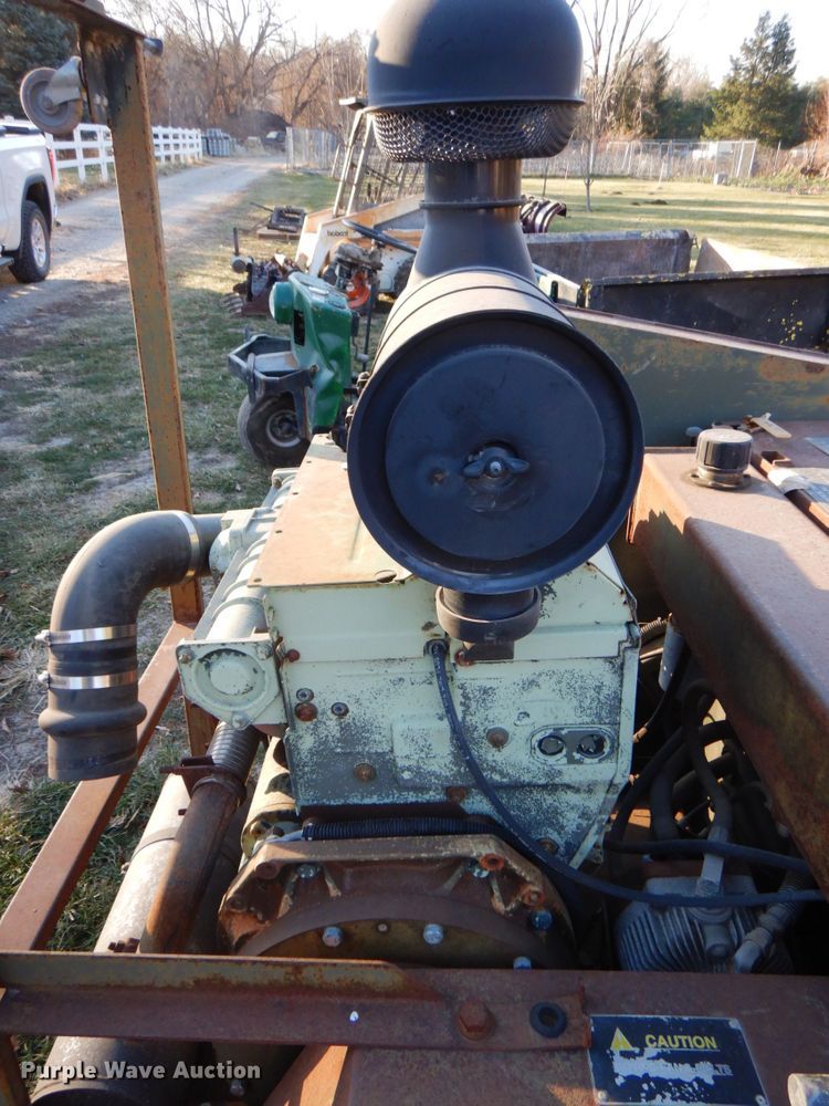 image for item IB9510 1994 Miller Spreader RRR70D  concrete saw