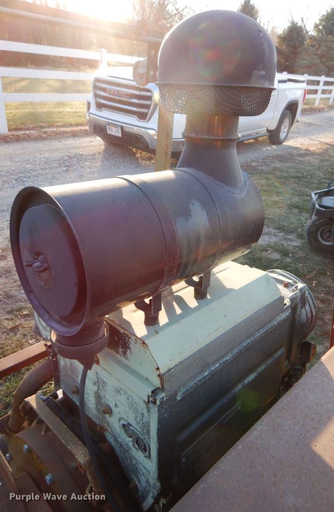 image for item IB9510 1994 Miller Spreader RRR70D  concrete saw