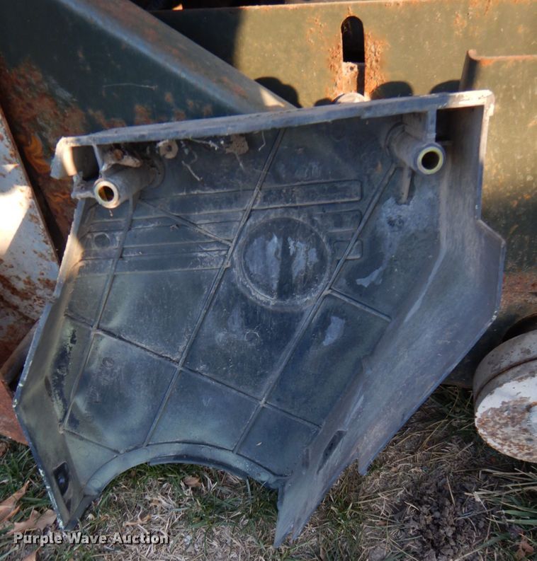 image for item IB9510 1994 Miller Spreader RRR70D  concrete saw