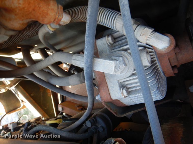 image for item IB9510 1994 Miller Spreader RRR70D  concrete saw