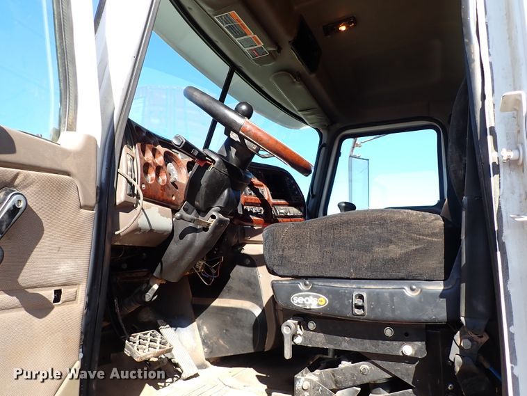 image for item IC9725 2007 Mack CH613  dump truck