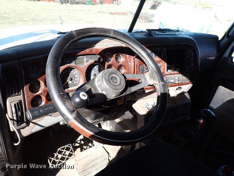 image for item IC9725 2007 Mack CH613  dump truck