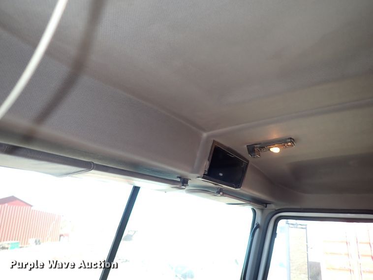 image for item IC9725 2007 Mack CH613  dump truck