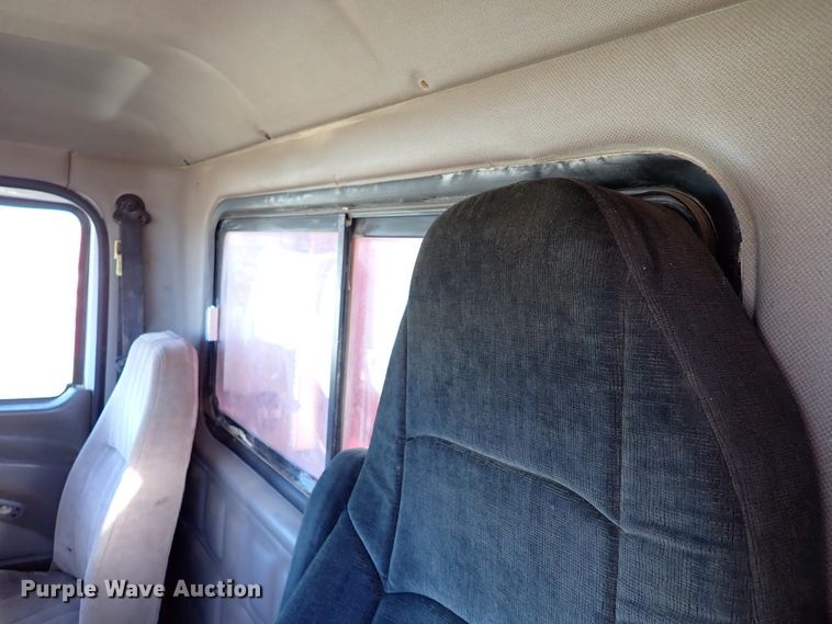 image for item IC9725 2007 Mack CH613  dump truck