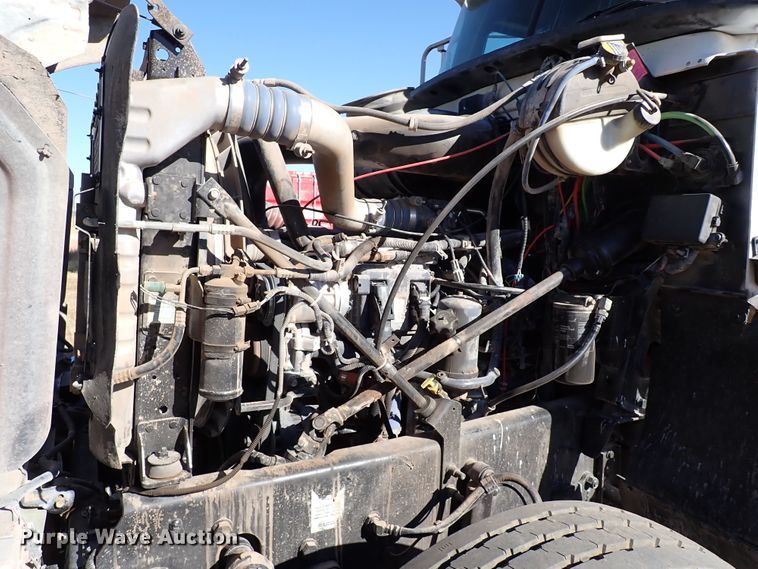 image for item IC9725 2007 Mack CH613  dump truck