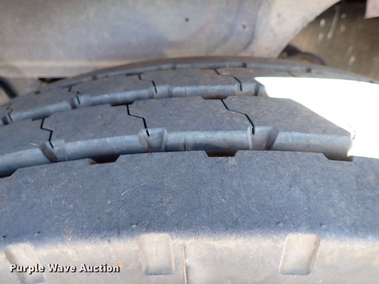 image for item IC9725 2007 Mack CH613  dump truck