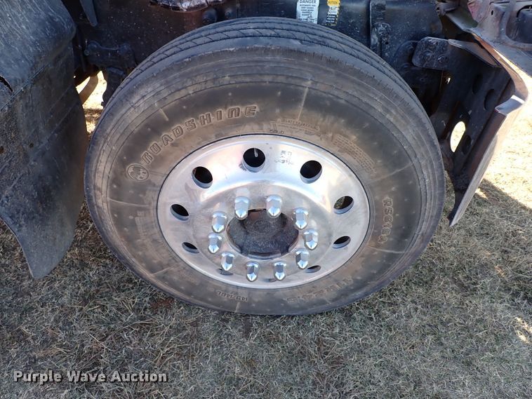 image for item IC9725 2007 Mack CH613  dump truck