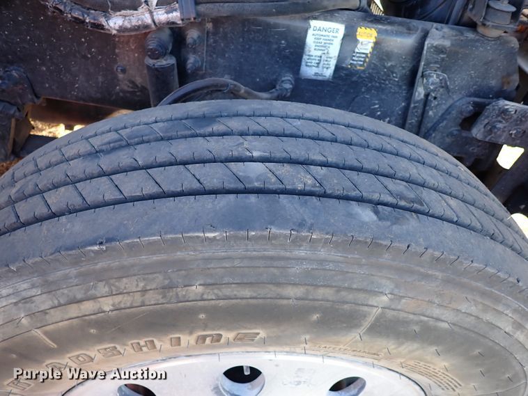 image for item IC9725 2007 Mack CH613  dump truck