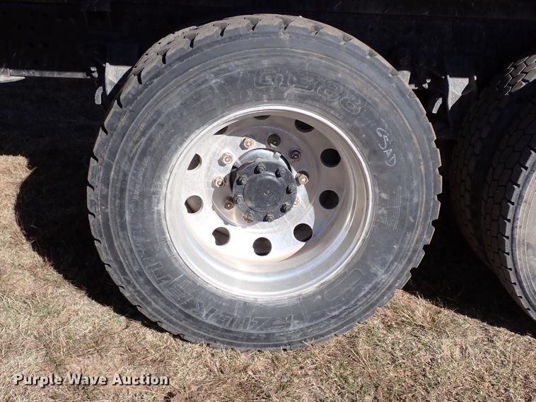 image for item IC9725 2007 Mack CH613  dump truck