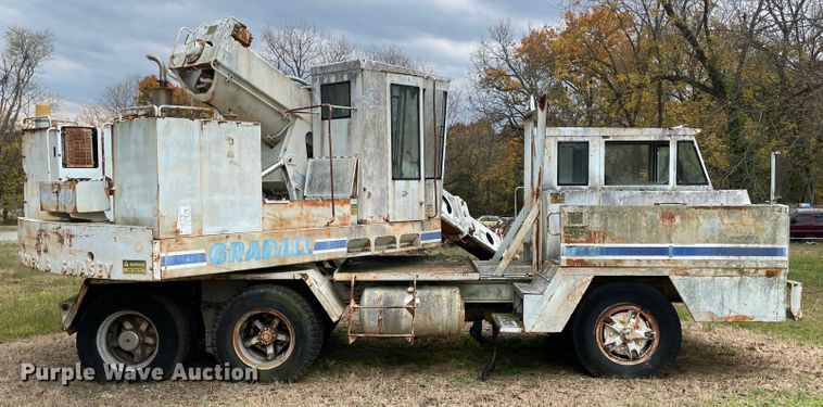 image for item ID9542 Gradall G-440  wheeled excavator