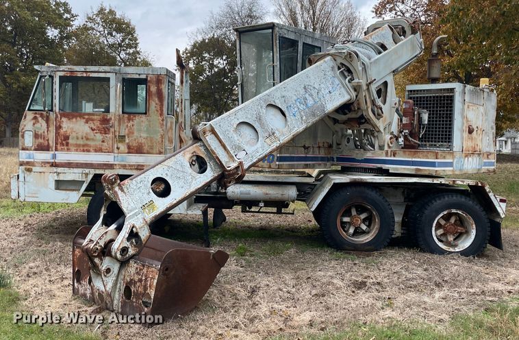image for item ID9542 Gradall G-440  wheeled excavator