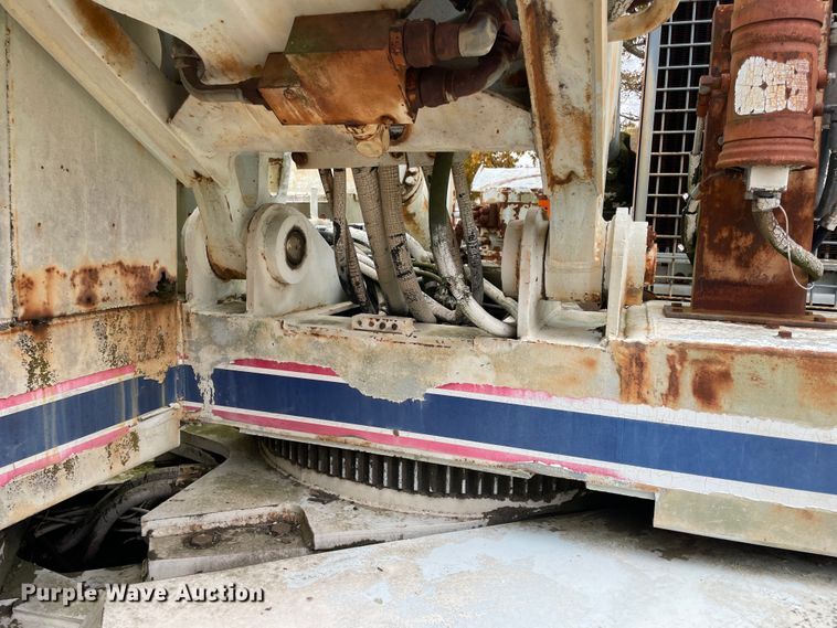 image for item ID9542 Gradall G-440  wheeled excavator