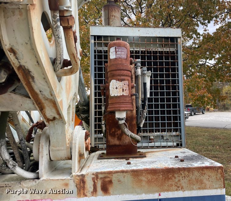 image for item ID9542 Gradall G-440  wheeled excavator