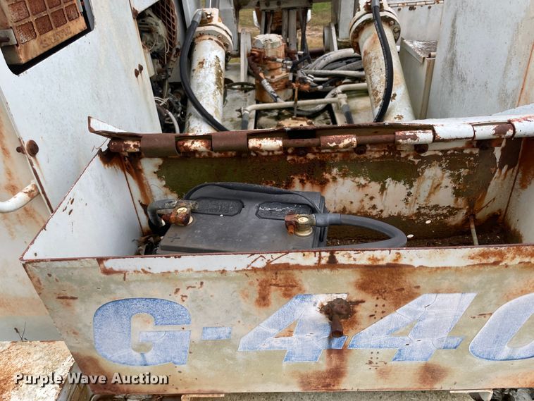 image for item ID9542 Gradall G-440  wheeled excavator