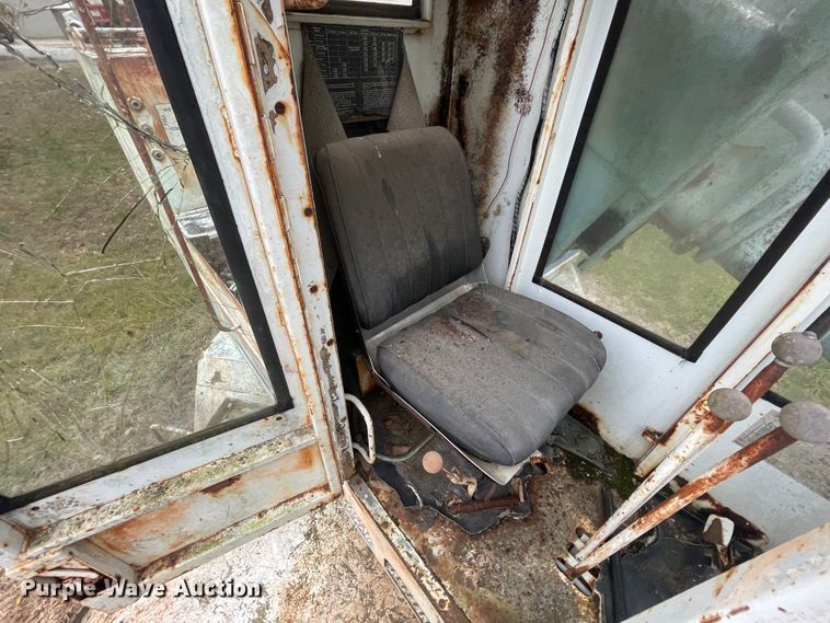 image for item ID9542 Gradall G-440  wheeled excavator