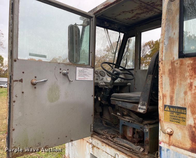 image for item ID9542 Gradall G-440  wheeled excavator