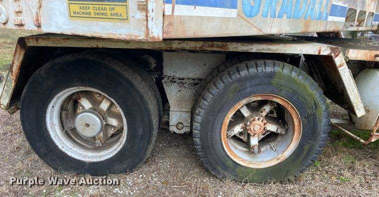 image for item ID9542 Gradall G-440  wheeled excavator