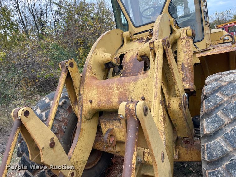 image for item ID9543 Caterpillar 966C  wheel loader