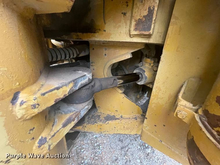 image for item ID9543 Caterpillar 966C  wheel loader