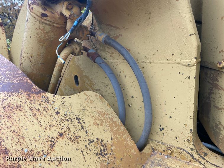 image for item ID9543 Caterpillar 966C  wheel loader