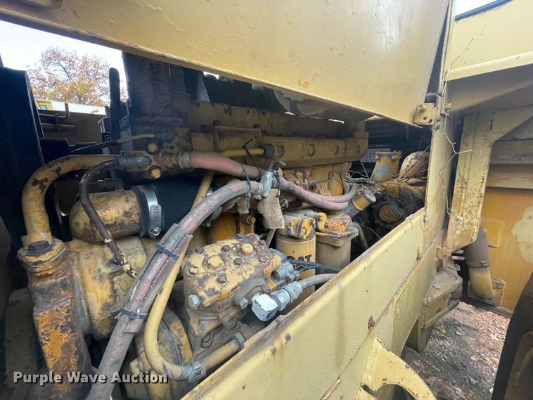 image for item ID9543 Caterpillar 966C  wheel loader