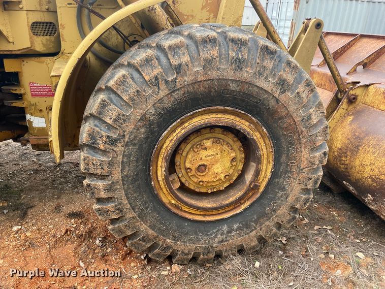 image for item ID9543 Caterpillar 966C  wheel loader
