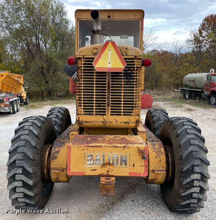 image for item ID9544 1966 Galion 118B  rigid frame motor grader
