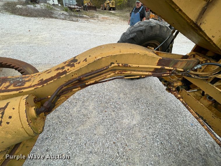 image for item ID9544 1966 Galion 118B  rigid frame motor grader