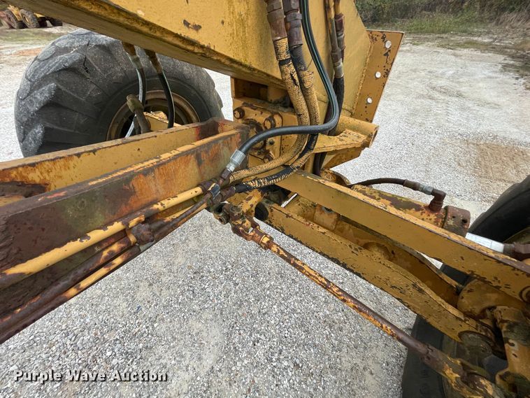 image for item ID9544 1966 Galion 118B  rigid frame motor grader