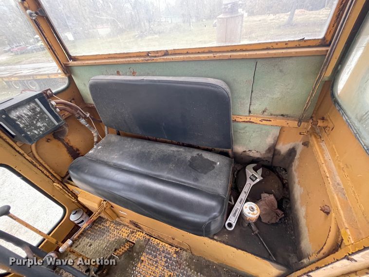 image for item ID9544 1966 Galion 118B  rigid frame motor grader