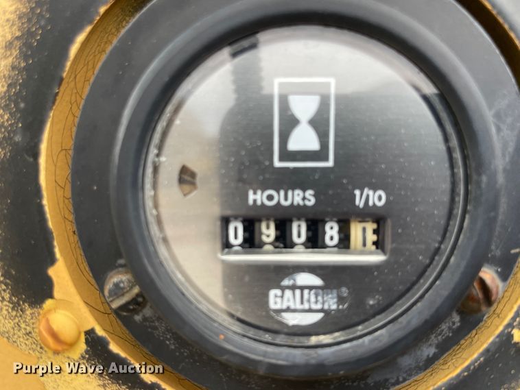 image for item ID9544 1966 Galion 118B  rigid frame motor grader