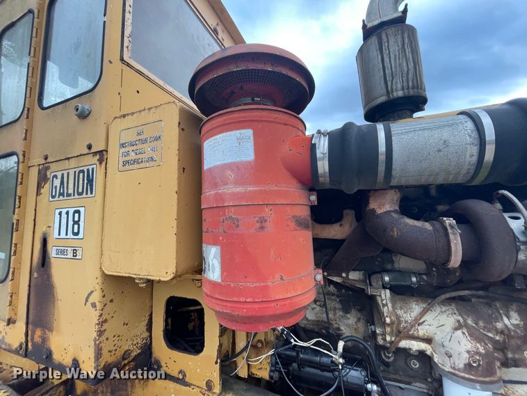 image for item ID9544 1966 Galion 118B  rigid frame motor grader