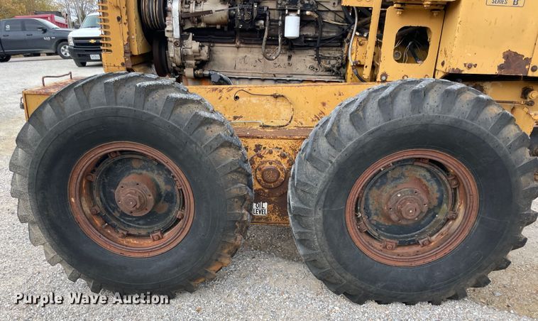 image for item ID9544 1966 Galion 118B  rigid frame motor grader