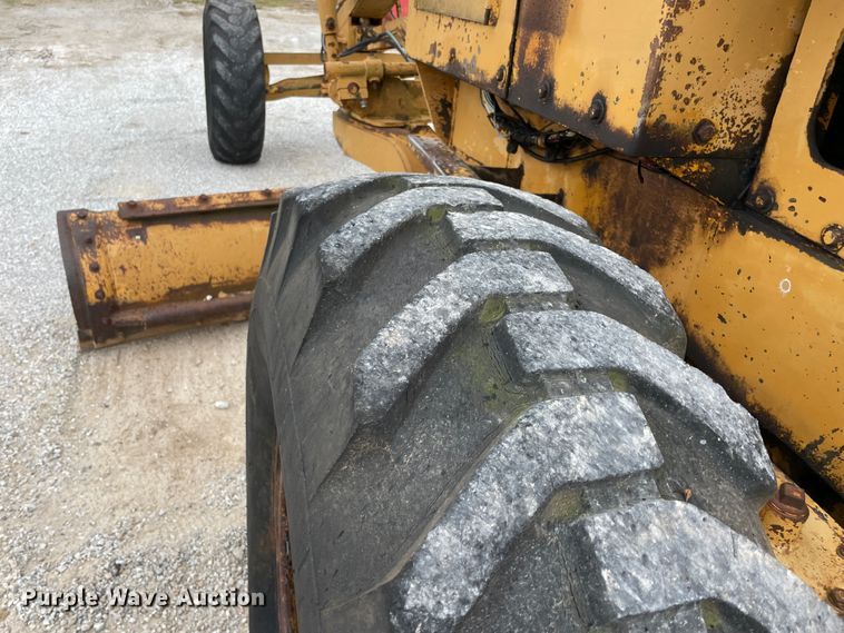 image for item ID9544 1966 Galion 118B  rigid frame motor grader