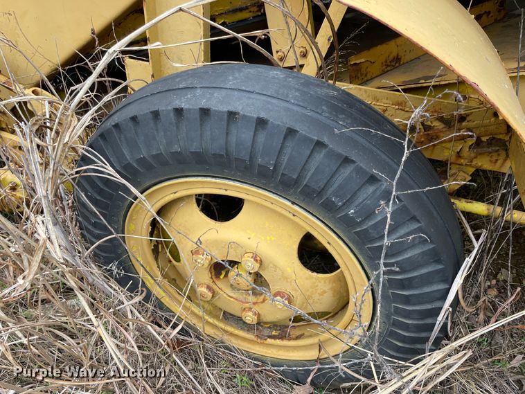 image for item ID9547 Atheys  windrow elevator