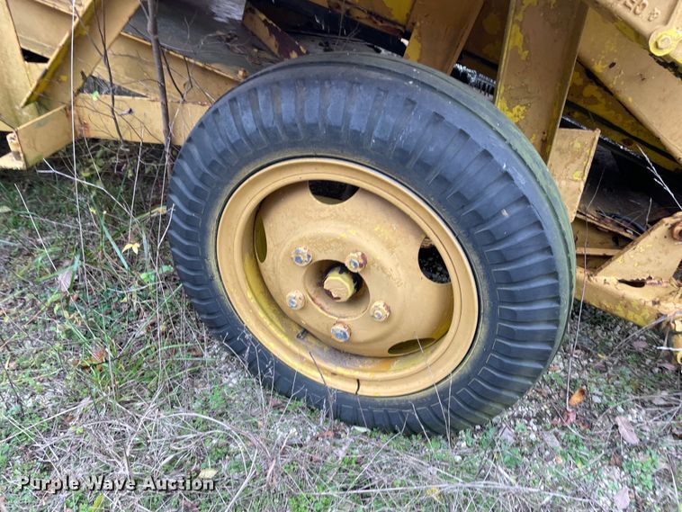 image for item ID9547 Atheys  windrow elevator