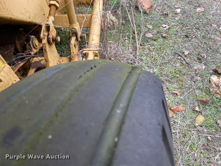 image for item ID9547 Atheys  windrow elevator