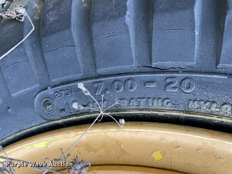 image for item ID9547 Atheys  windrow elevator