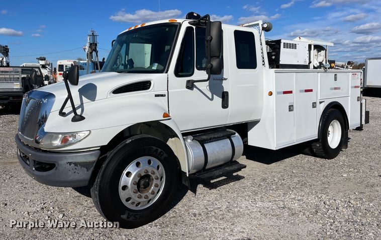 image for item ID9558 2009 International 4300  utility / service truck